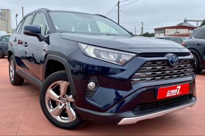 Carro usado Toyota RAV4 2.5 HSD Comfort Híbrido (Gasolina)