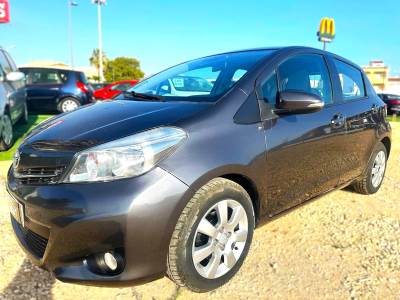 Carro usado Toyota Yaris 1.0 VVT-i Active+AC Gasolina