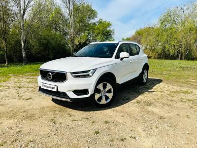 Carro usado Volvo XC 40 D3 MOMENTUM 2.0 Diesel