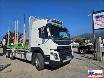 Pesado usado Volvo 500 cv 6x4 trans. de Madeira  Diesel