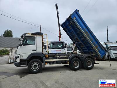 Pesado usado Volvo  6x4 basculante trilateral Diesel