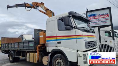 Pesado usado Volvo 380cv 4x2  grua  2003 Diesel