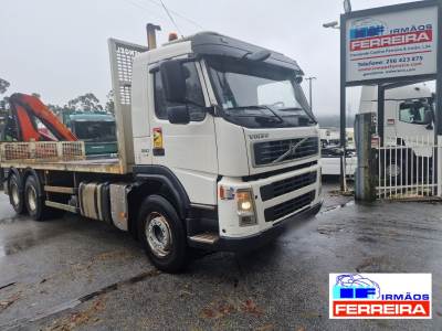 Pesado usado Volvo  6x4/ grua palfinguer Pk 17502  Diesel