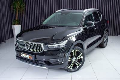 Carro usado Volvo XC 40 1.5 T5 PHEV Momentum Híbrido (Gasolina)