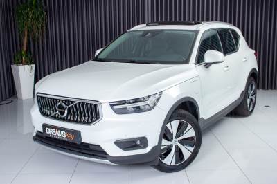 Carro usado Volvo XC 40 1.5 T5 PHEV Momentum Híbrido (Gasolina)