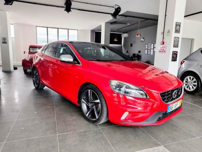 Carro usado Volvo V40 1.6 D2 R-Design Diesel