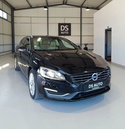 Carro usado Volvo V60 2.0 D4 Summum Geartronic Diesel