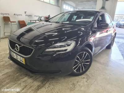 Carro usado Volvo V40 2.0 D3 Momentum Diesel