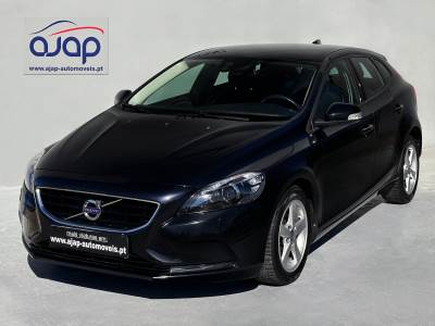 Carro usado Volvo V40 1.6 D2 Momentum Diesel