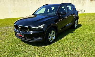 Carro usado Volvo XC 40 2.0 D3 Momentum Diesel