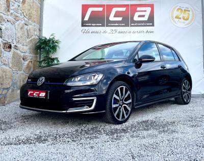 Carro usado VW Golf 1.4 GTE Plug-in-Hybrid DSG Híbrido (Gasolina)