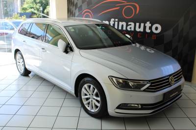 Carro usado VW Passat Variant 2.0 TDi Confortline Diesel