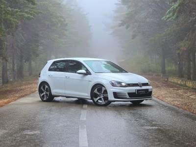 Carro usado VW Golf 2.0 TSi GTi DSG Gasolina