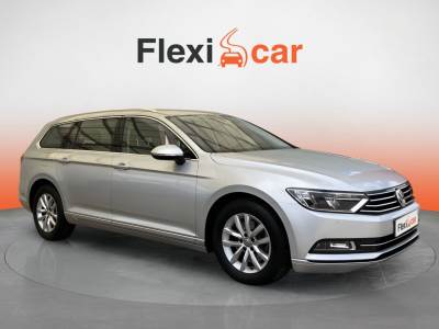 Carro usado VW Passat Variant 1.6 TDI Confortline Diesel