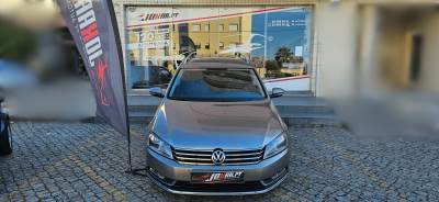 Carro usado VW Passat Variant 1.6 TDI Confortline Navig Diesel