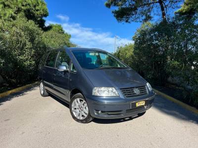 Carro usado VW Sharan 1.9 TDi Highline 7L Diesel